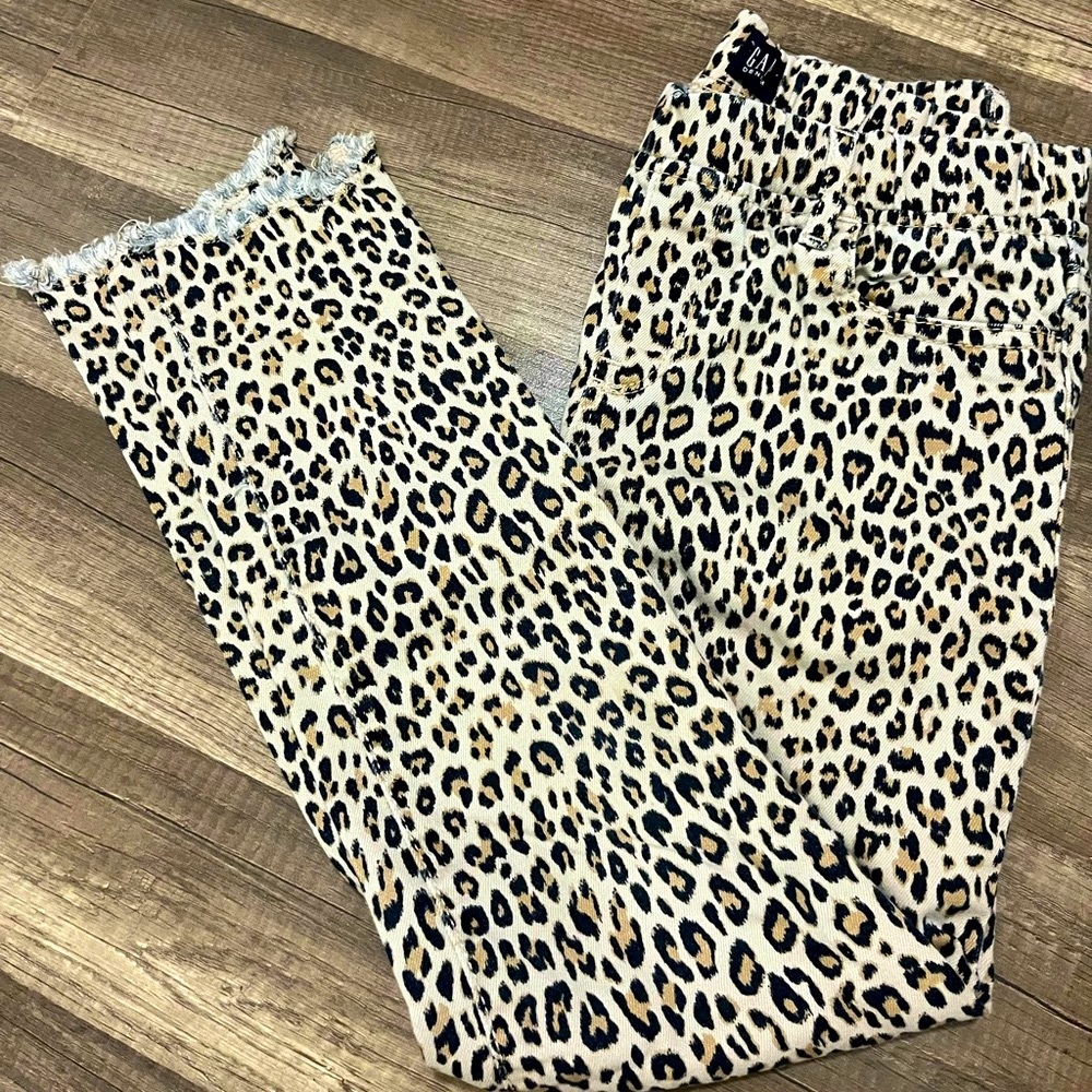 Gap cheetah print stretch jeggings size 14 in young girls.